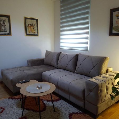 Beautifull Apartment Ni Eksteriør billede